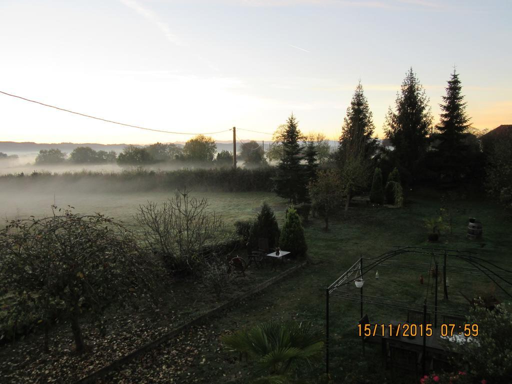 Domaine Le Chec Bed & Breakfast Saint-Ost Luaran gambar