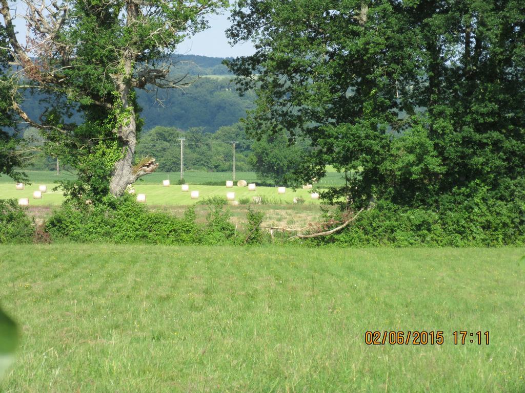 Domaine Le Chec Bed & Breakfast Saint-Ost Luaran gambar